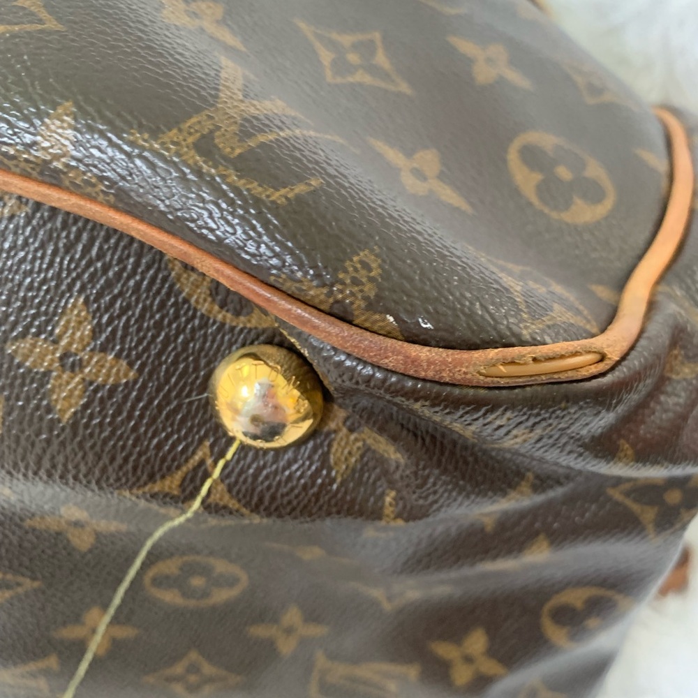 Louis Vuitton Tivoli GM Handbag - Picture 8 of 15